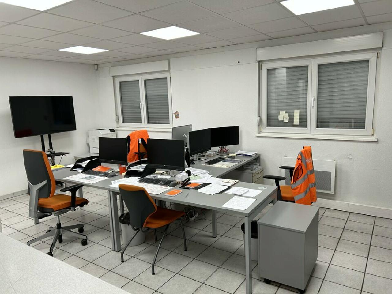 Entrepôt Wittenheim 4892m² Location entrepôt Wittenheim Haut-Rhin OLLOG2530245 1